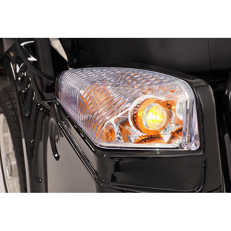 MET INVACAR Кресло-коляска с электроприводом